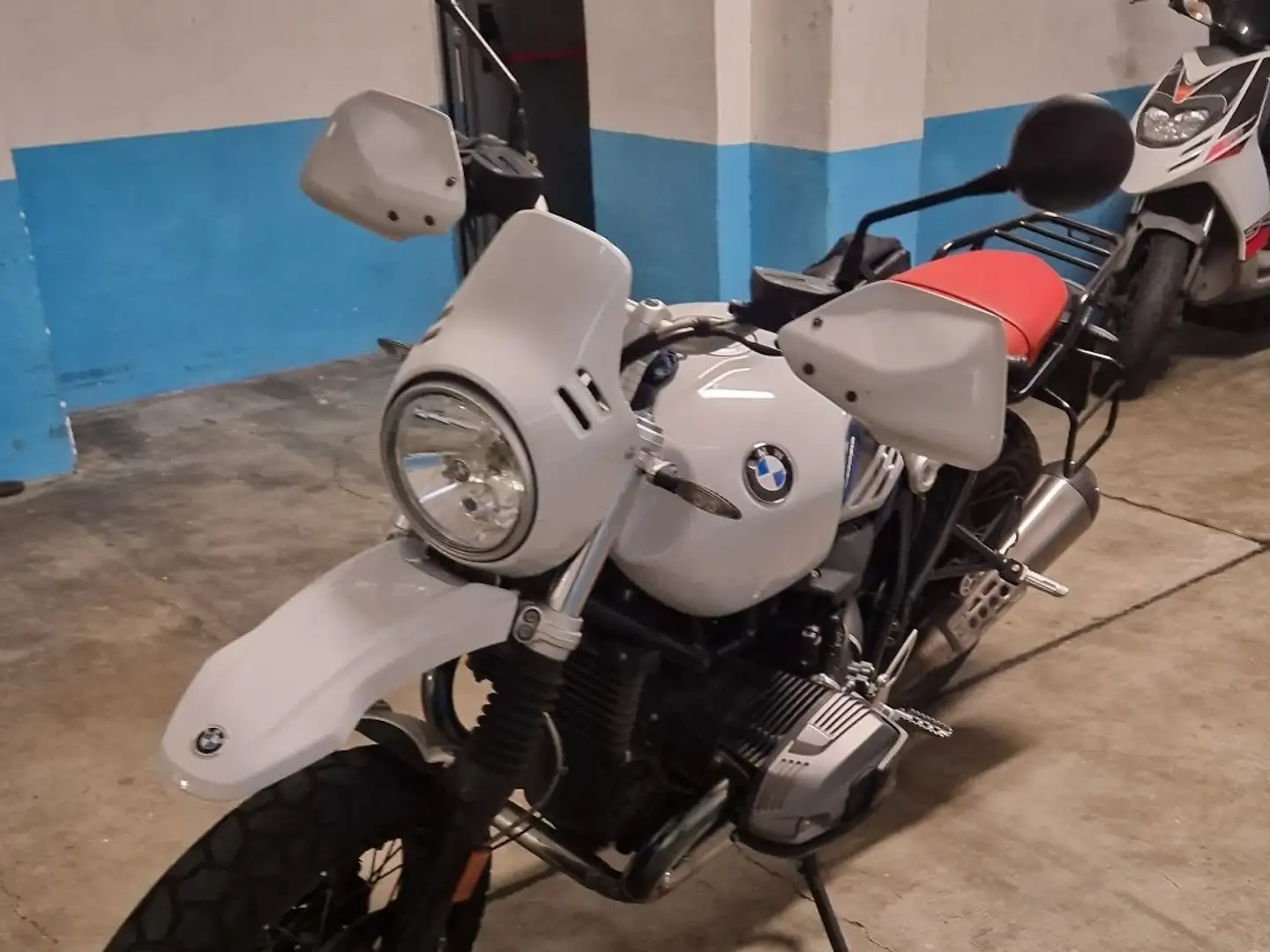 BMW R nineT Bianco - 2