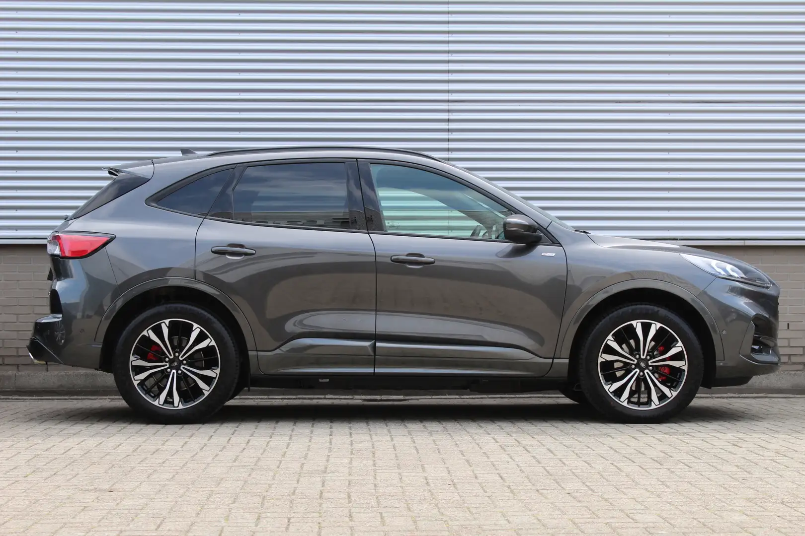 Ford Kuga 2.5 PHEV ST-Line X | Trekhaakactie! | 19'' | Styli Grijs - 2