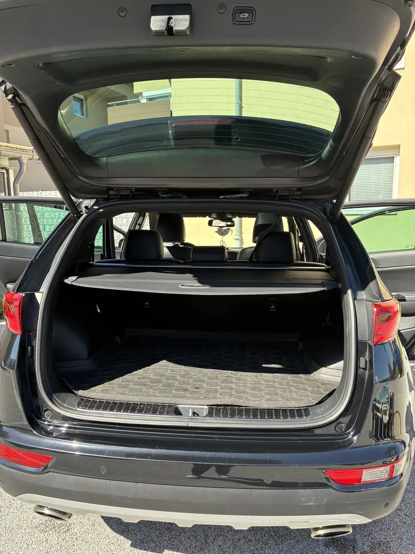 Kia Sportage 2,0 CRDI AWD GT-Line - 2
