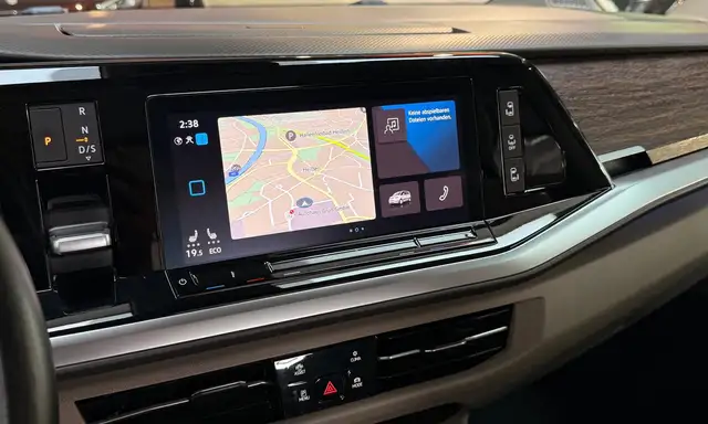 Volkswagen Multivan view 14