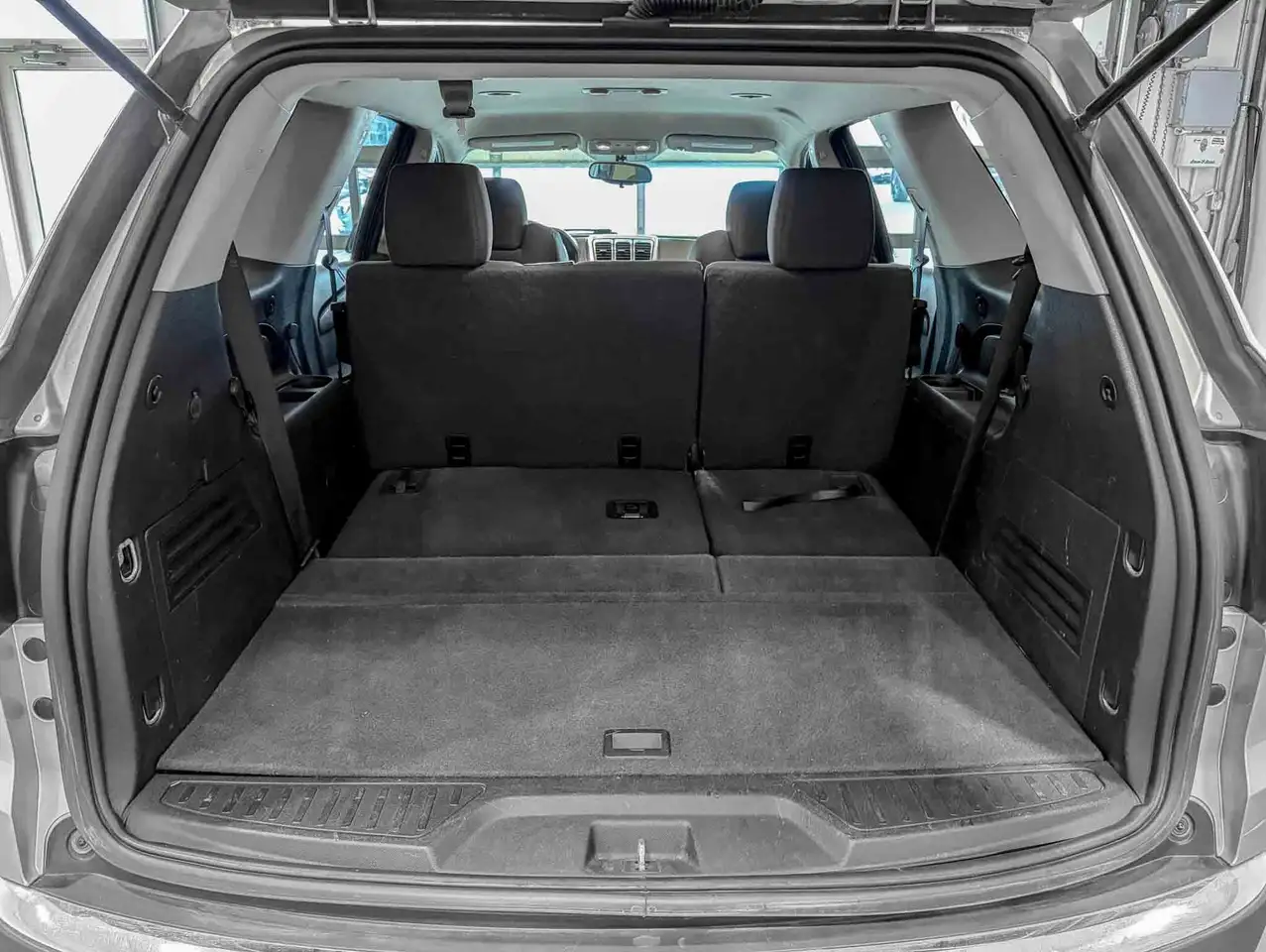 GMC Acadia снимка GMC Acadia