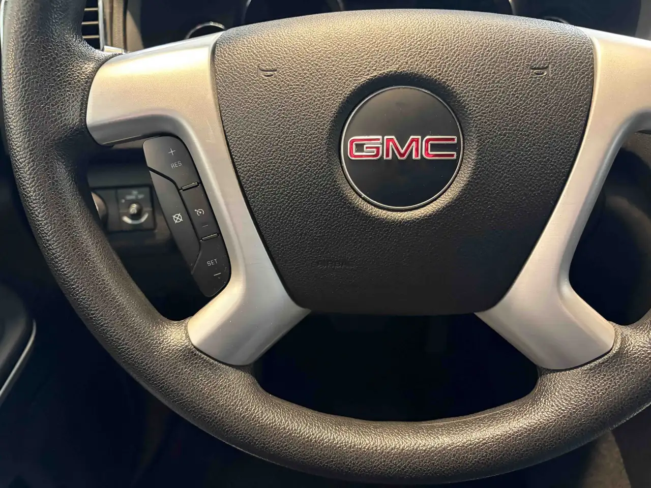 GMC Acadia fotografie GMC Acadia
