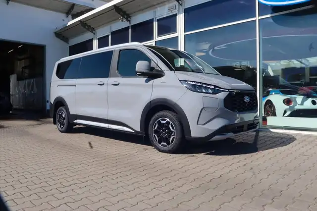 Ford Tourneo Custom