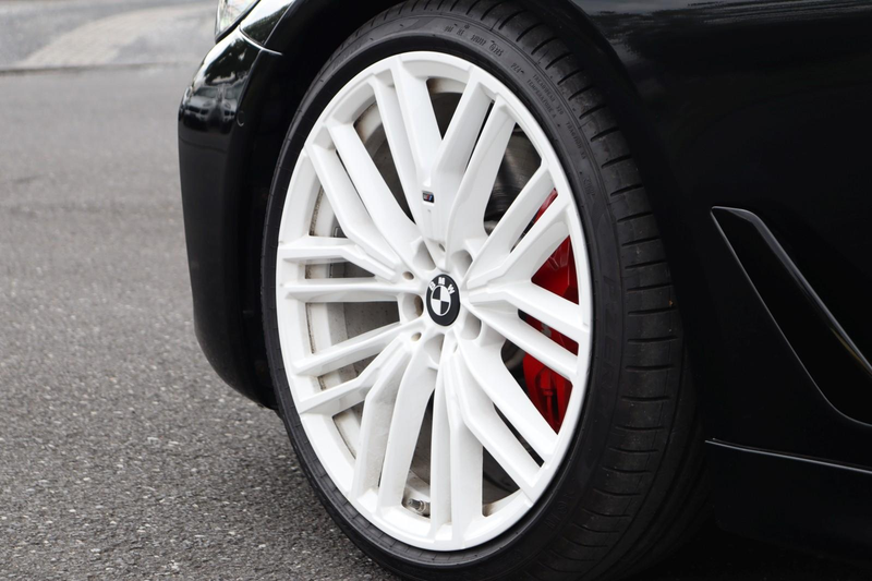 BMW 550 i xDrive V8 G30 +20ZOLL+LED+SHD+LEDER+H&K+ASSISTEN — photo 11