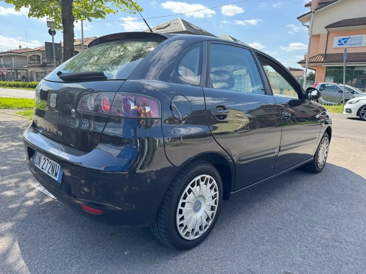 SEAT Ibiza 1.2 60CV Free 5p. Grigio - 2