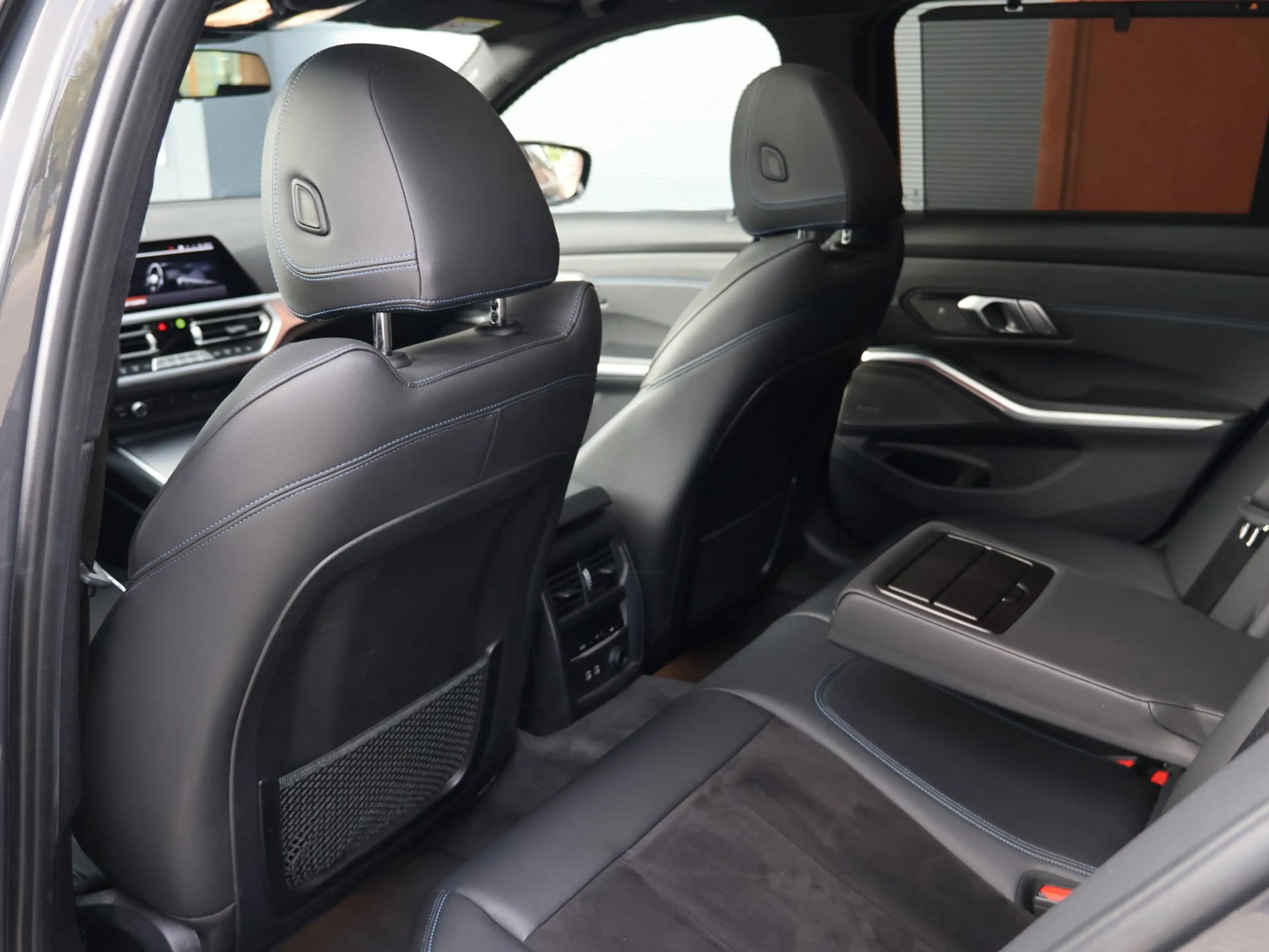 BMW 340 3-serie Touring M340i xDrive High Executive | Lase — photo 25
