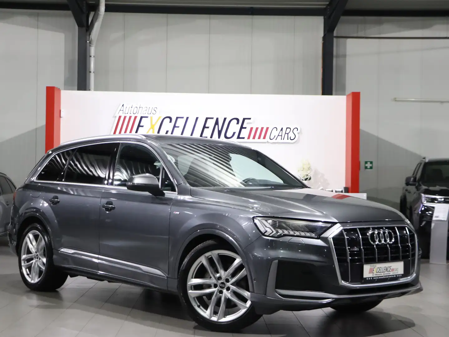 Audi Q7 50 TDI LANG Q S-LINE SPORT+ PANORAMA, S-SITZE Grau - 1