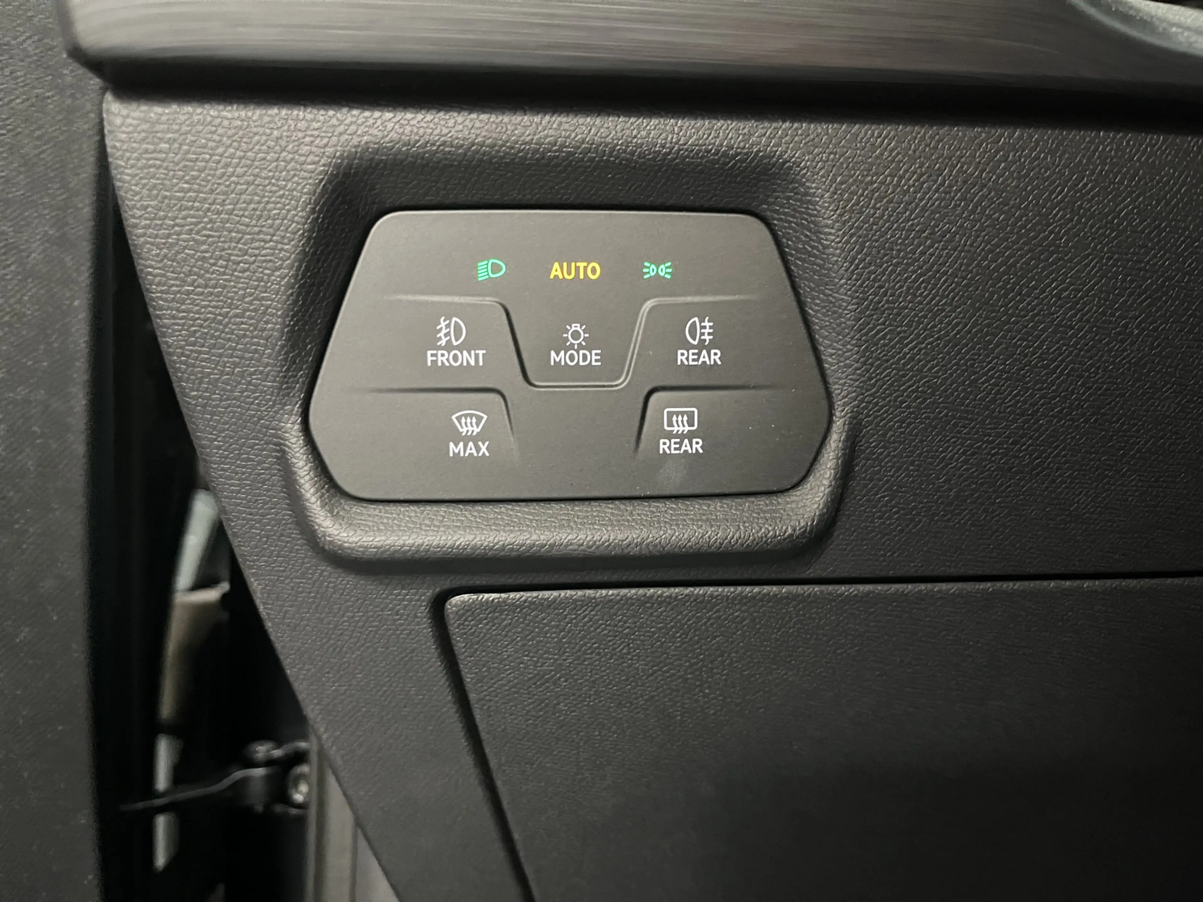 CUPRA Leon Sportstourer 1.4 e-Hybrid VZ Performance / AUTOMAA — photo 12