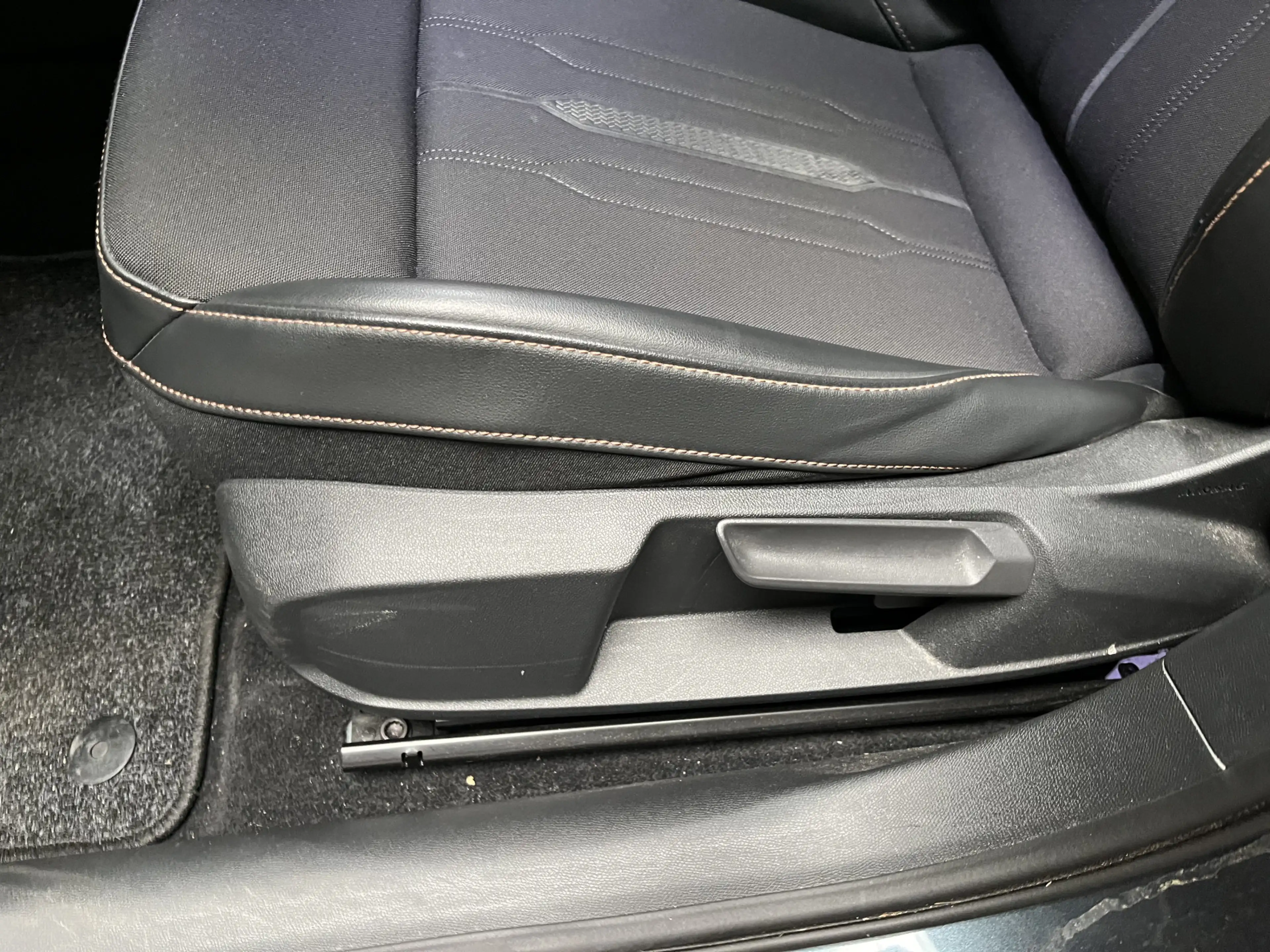 CUPRA Leon Sportstourer 1.4 e-Hybrid VZ Performance / AUTOMAA — photo 10