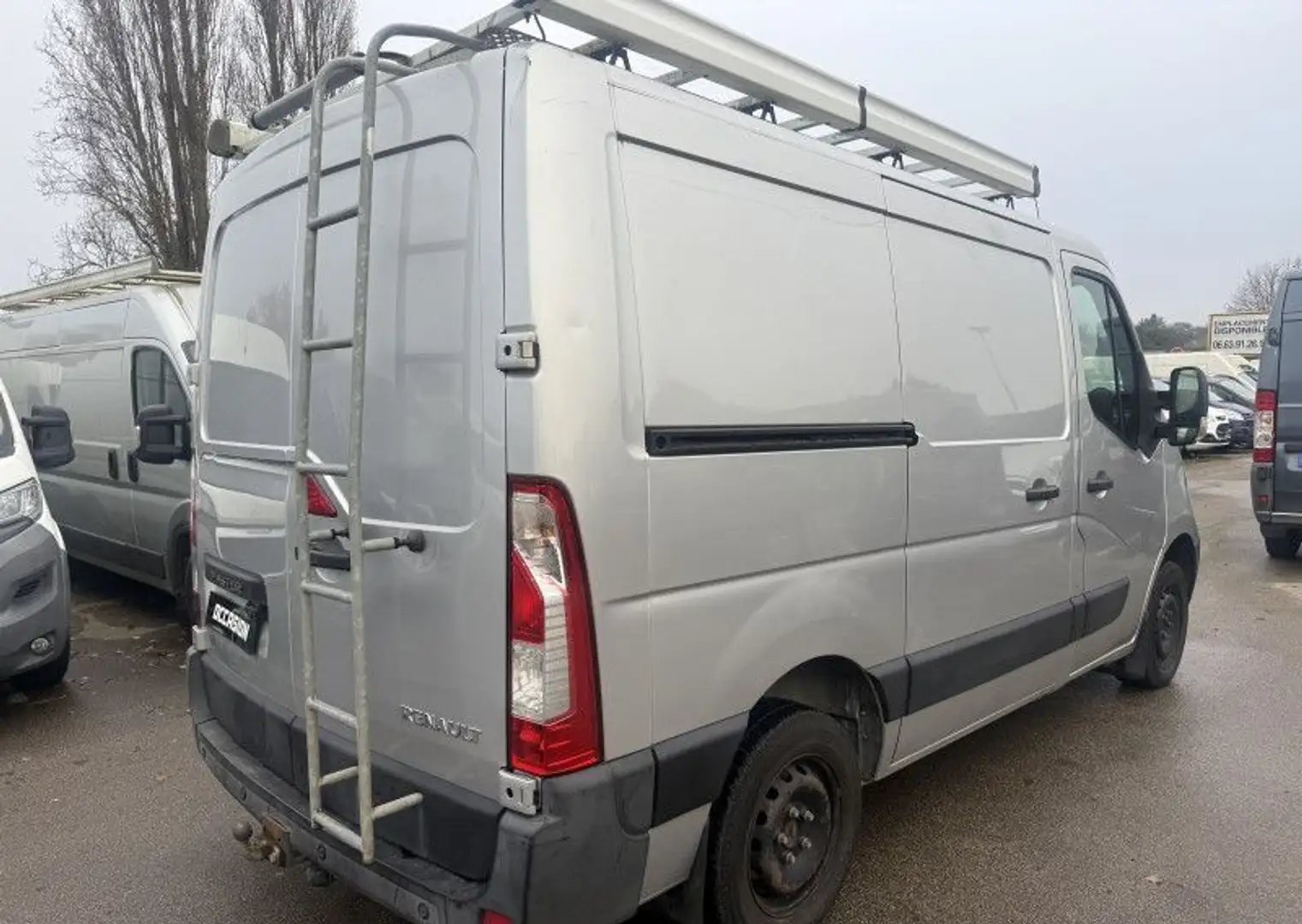 Renault Master III FG F2800 L1H1 2.3 DCI 150CH CONFORT Gris - 2