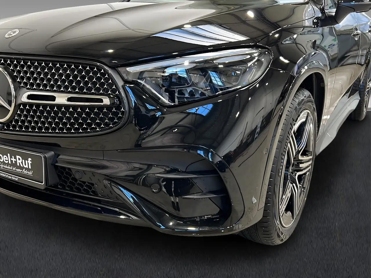 Mercedes-Benz GLC 220 d 4M AMG+DIGITAL+Ambi+Pano+TotW+AHK+360° 3