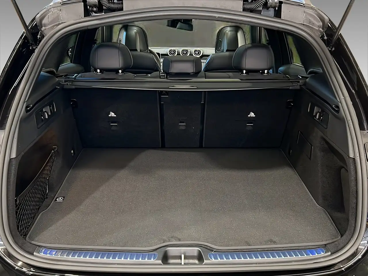 Mercedes-Benz GLC 220 d 4M AMG+DIGITAL+Ambi+Pano+TotW+AHK+360° 6