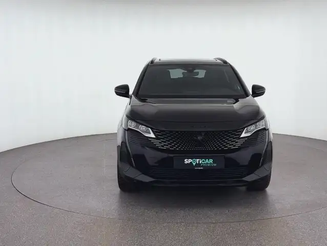 Peugeot 3008 view 2