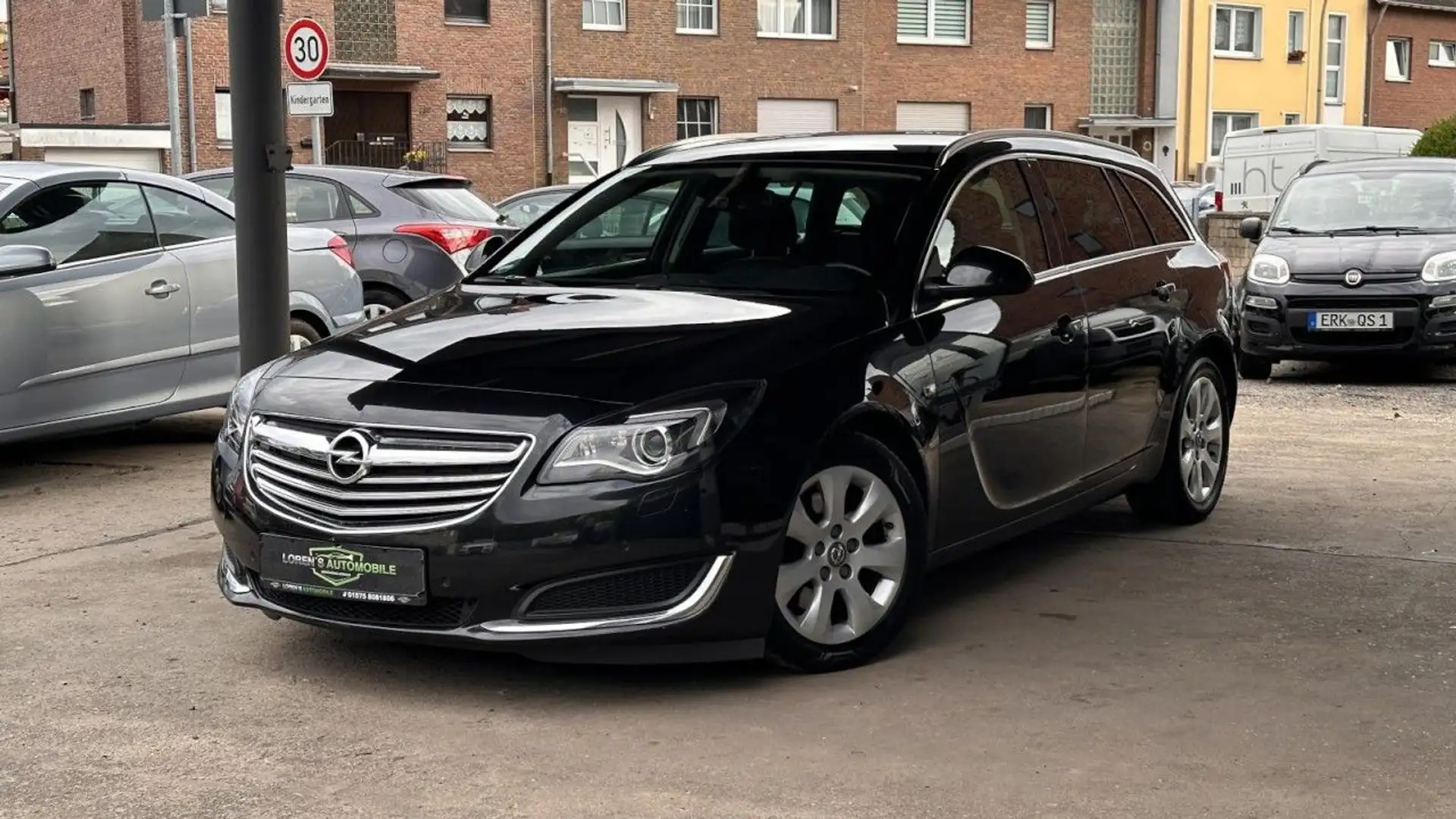 Opel Insignia A Sports Tourer Innovation*Xenon*Pdc* Grijs - 1