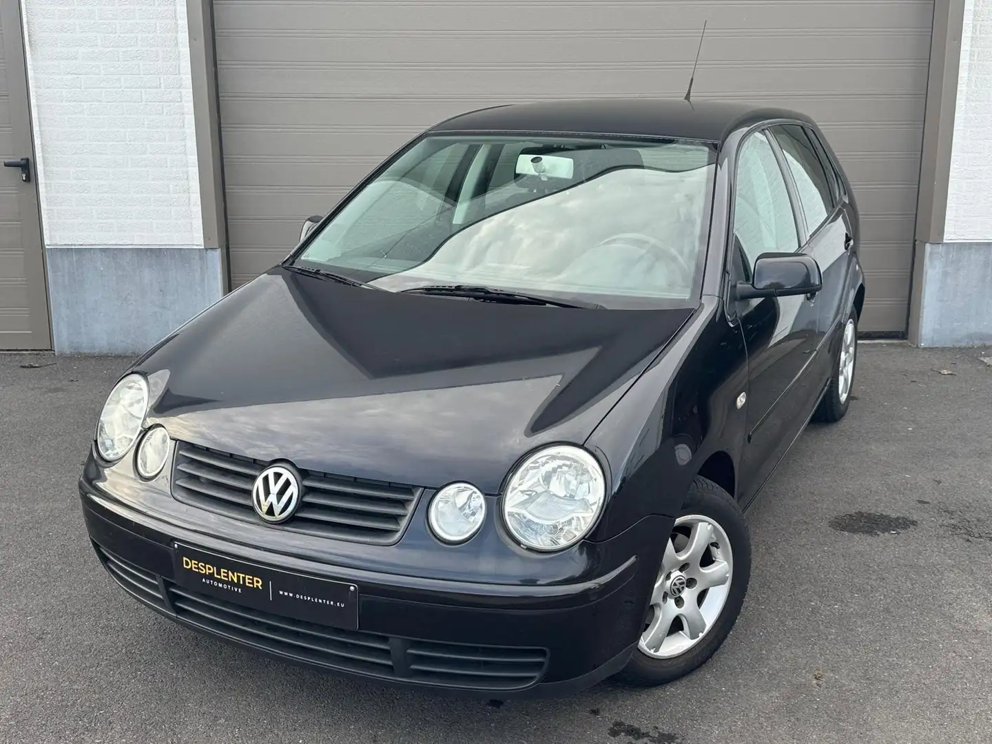 Volkswagen Polo Polo 1.2i GARANTIE/AIRCO/ELEKTRISCHE RUITEN Zwart - 1