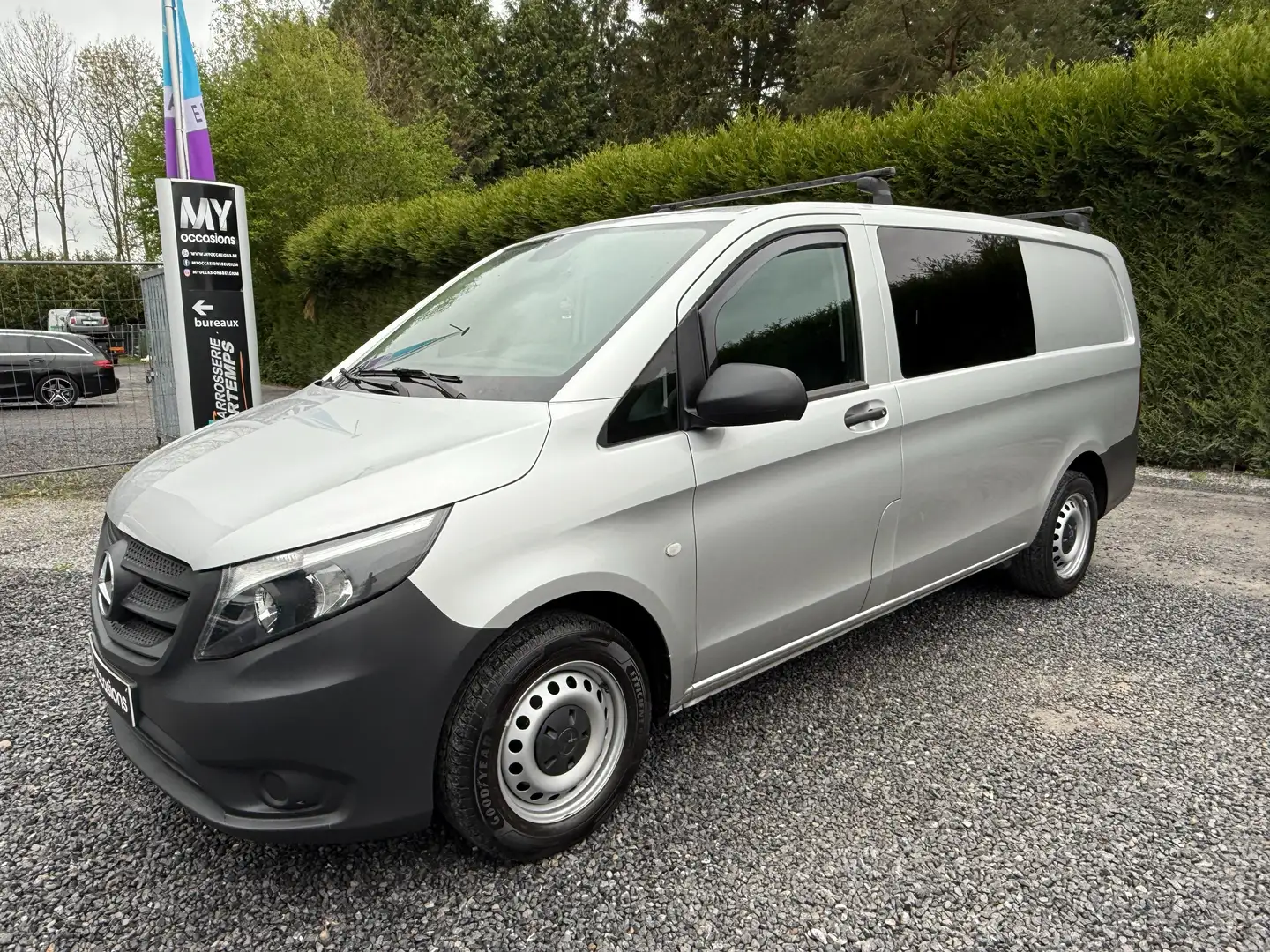 Mercedes-Benz Vito 114 CDi - DBLE CABINE - EURO 6 b - TVA DEDUCTIBLE Grijs - 1