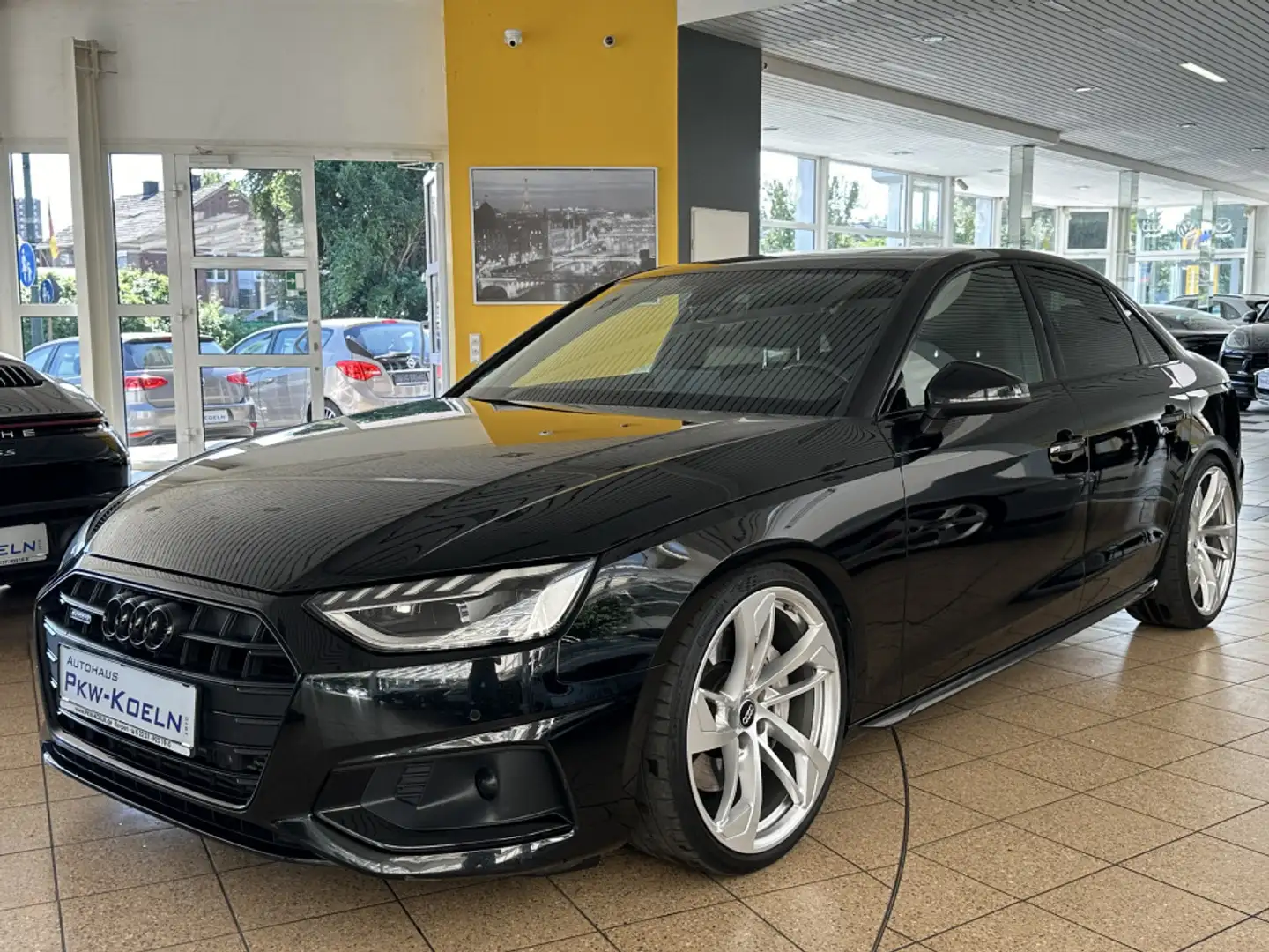 Audi A4 50 TDI quattro advanced*LED*APS*MMi*LEDER* Zwart - 1