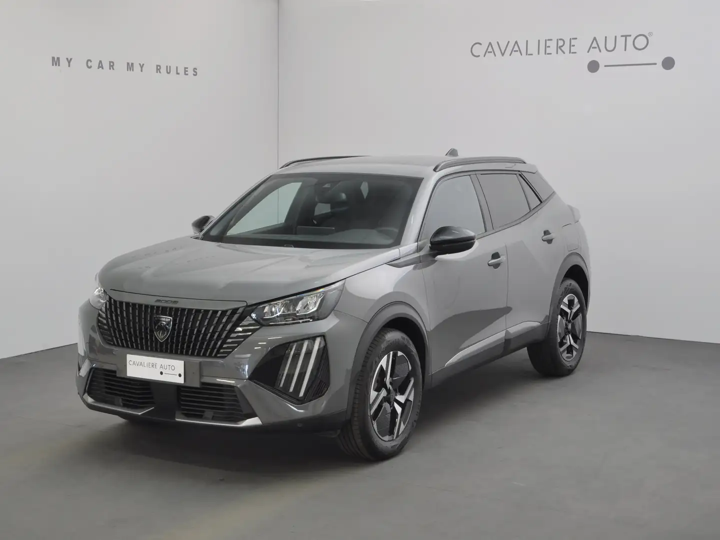 Peugeot 2008 1.2 BZ puretech 100CV Allure - PF Grijs - 1