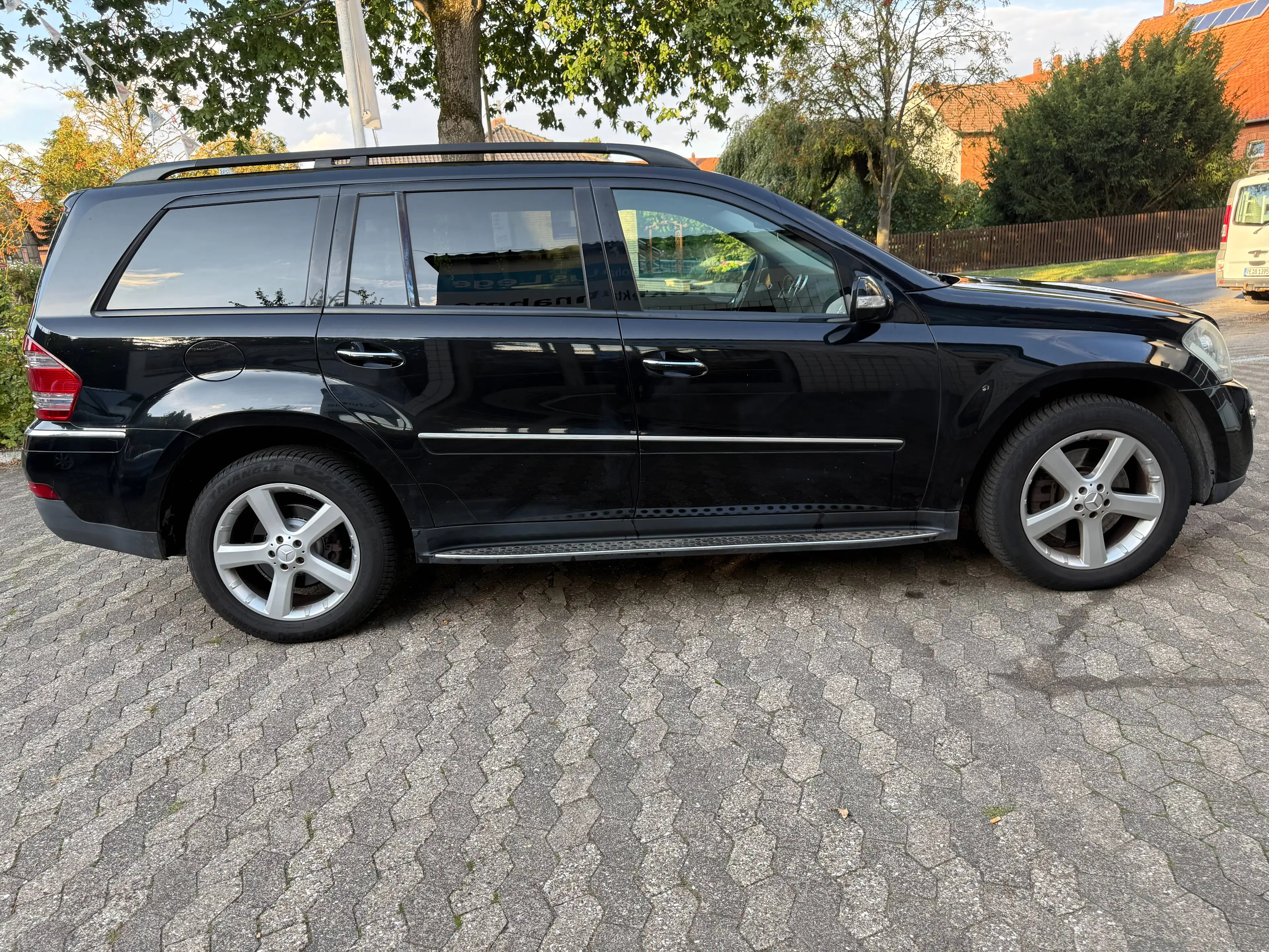 Mercedes-Benz GL 420 GL-Klasse Diesel CDI DPF 4Matic 7G-TRONIC — photo 5