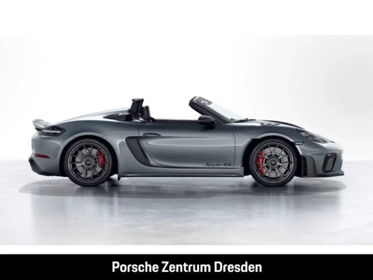 Porsche 718 Spyder RS 6