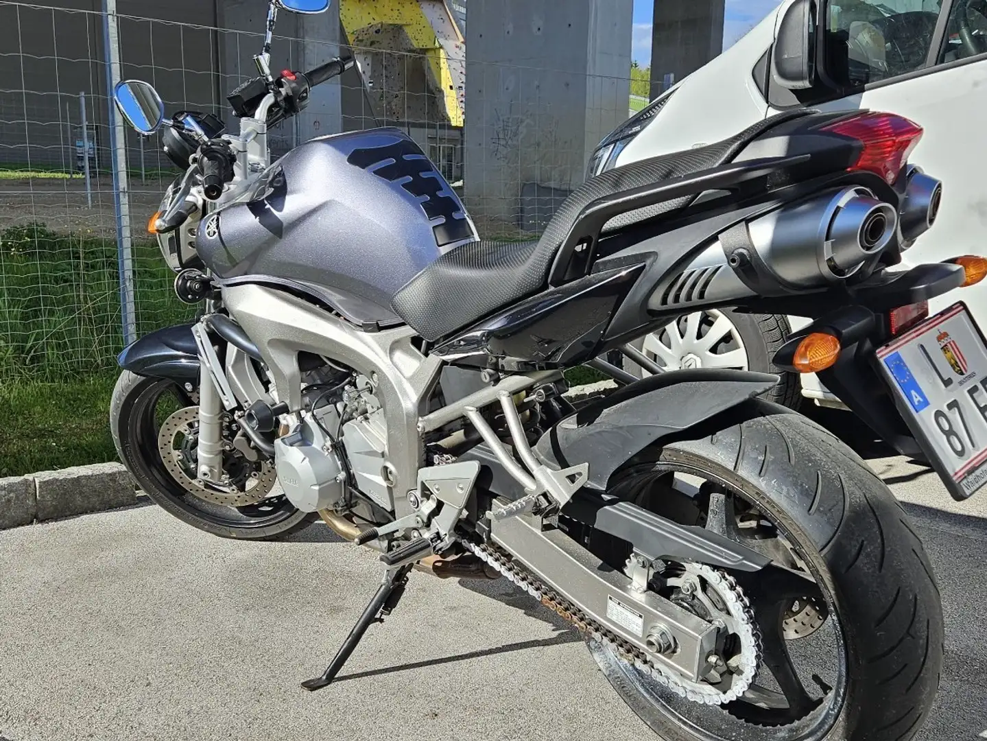 Yamaha FZ 6 Gri - 1