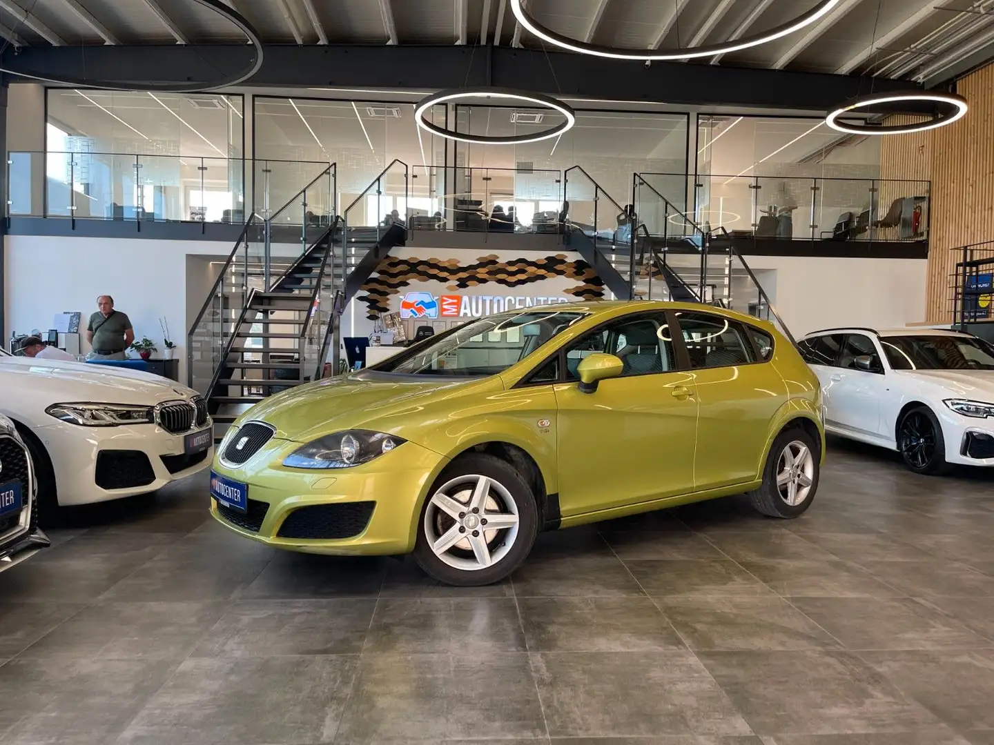 SEAT Leon Reference *TÜV NEU*KLIMAANLAGE*SZHZ* Gelb - 1