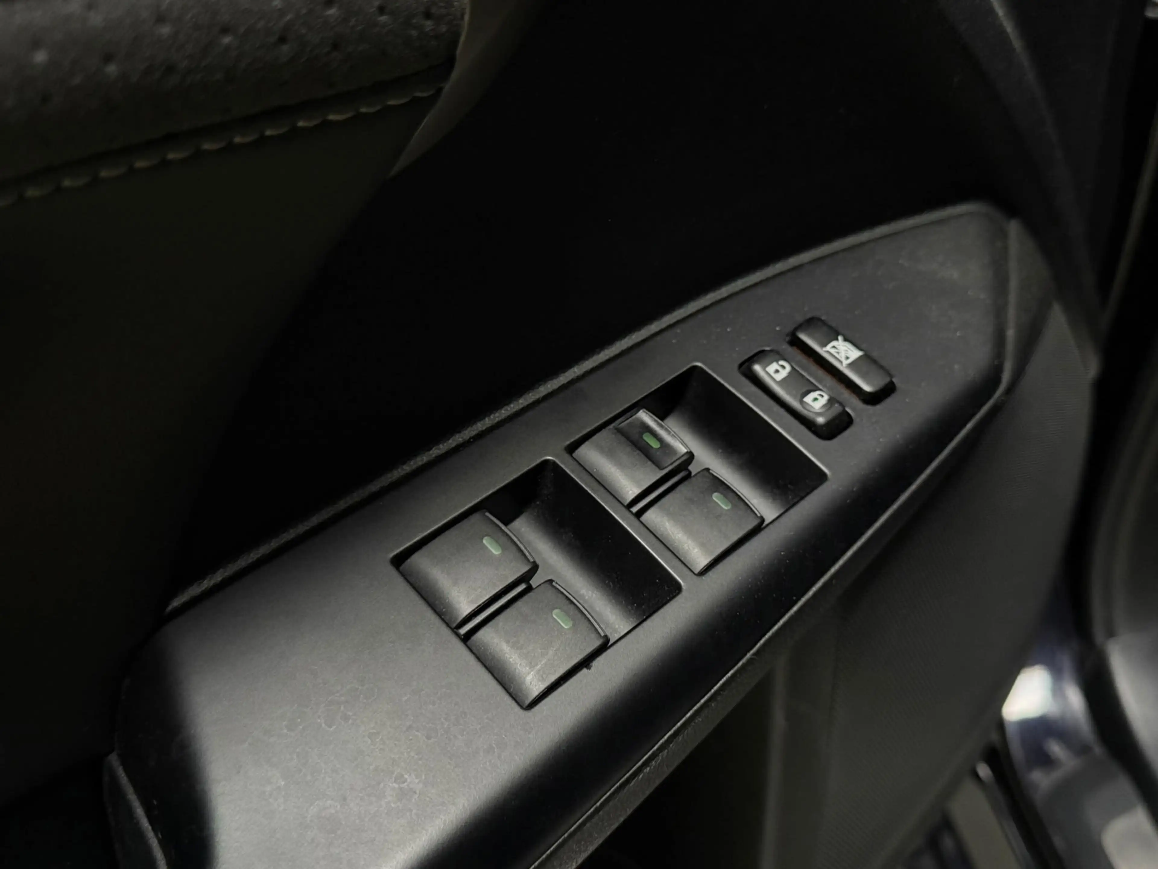 Lexus CT 200h F Sport Line — photo 15