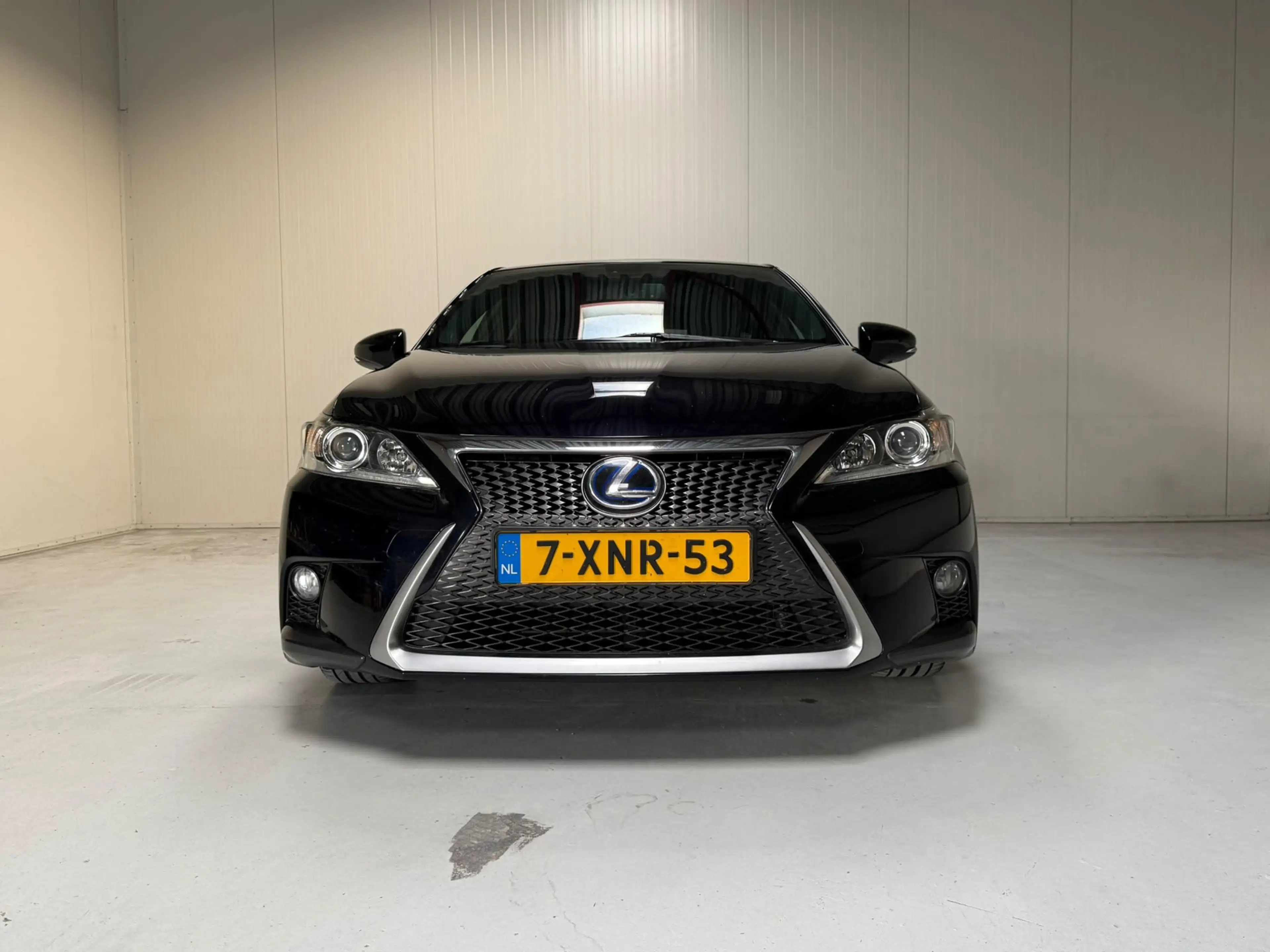 Lexus CT 200h F Sport Line — photo 5