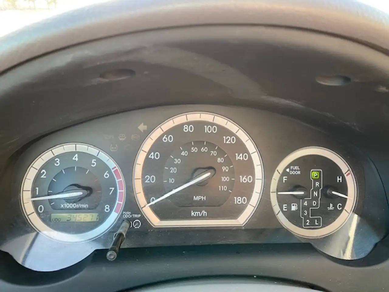 Toyota Sienna снимка Toyota Sienna