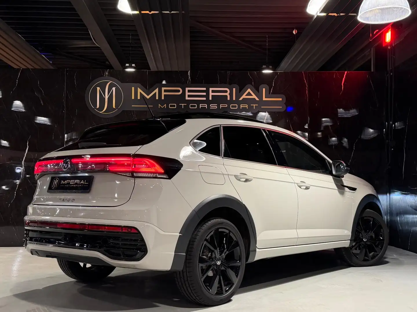 Volkswagen Taigo 1.0 TSI R-Line Pano|Sfeer|IQ-light|Cam Gris - 2