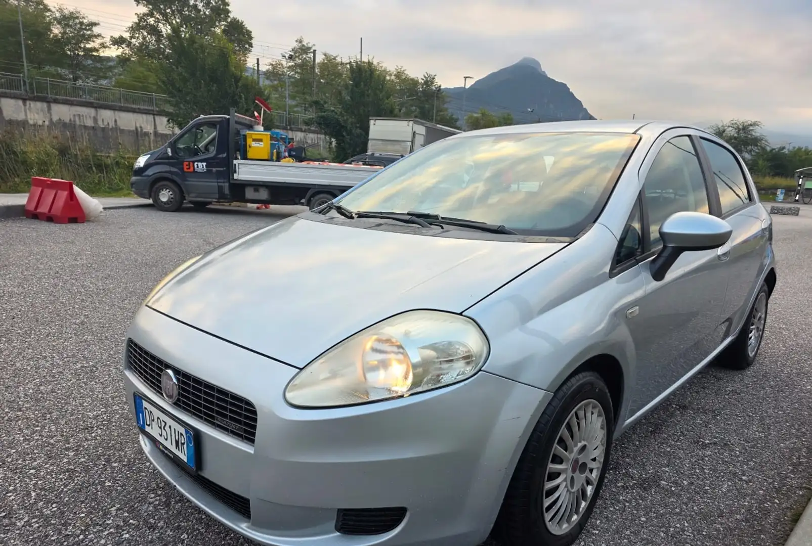 Fiat Grande Punto 1.3 Multijet 16V DPF Dynamic Per NEOPATENTATI Argento - 1