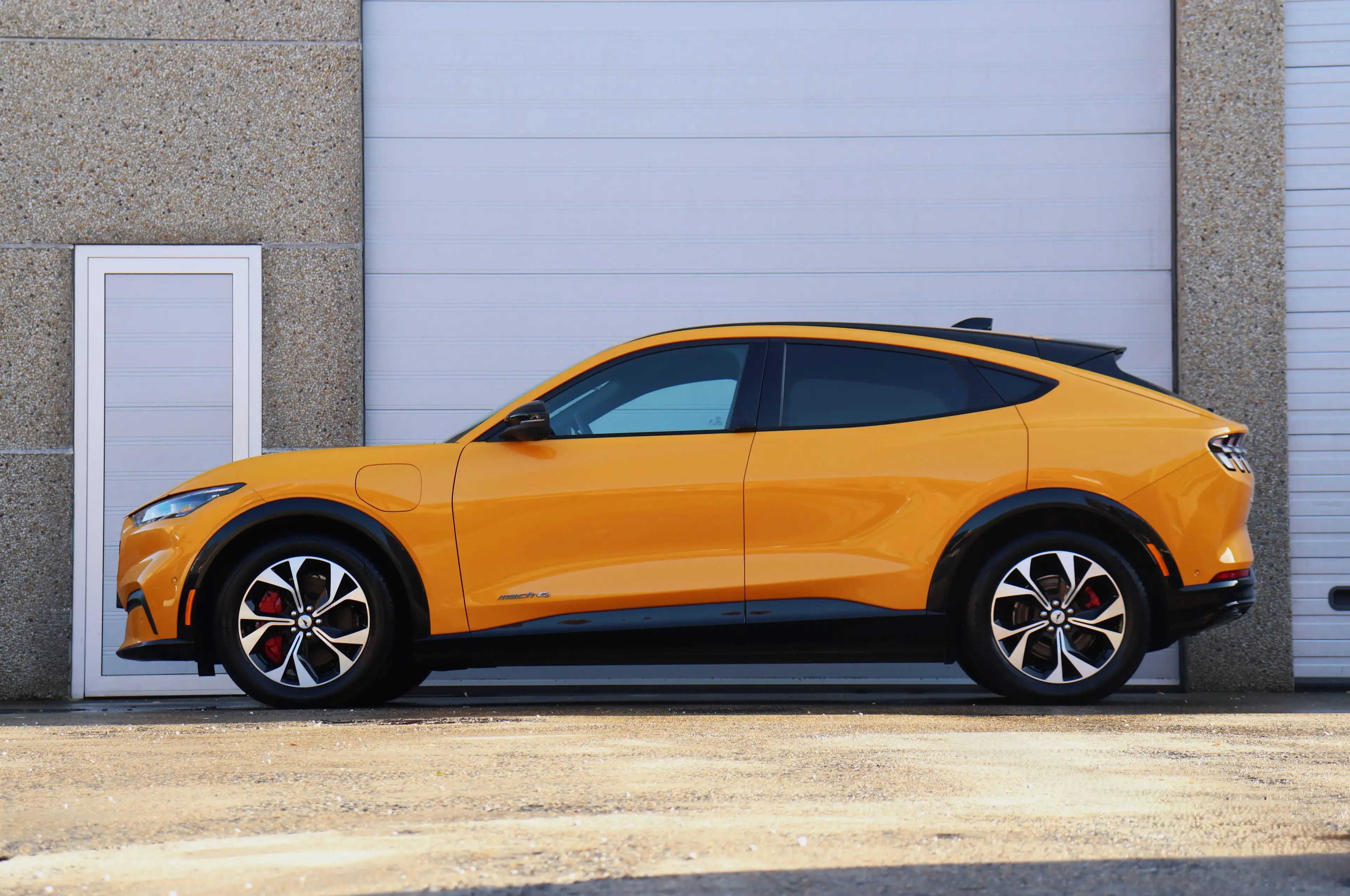 Ford Mustang Mach-E AWD Premium 269pk - Keyless/Memory/B&O/SOH=94,3% — photo 3