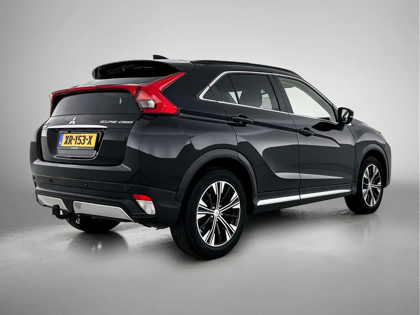 Mitsubishi Eclipse Cross 1.5 DI-T Instyle | Dealer Onderhouden | Trekhaak | Noir - 2