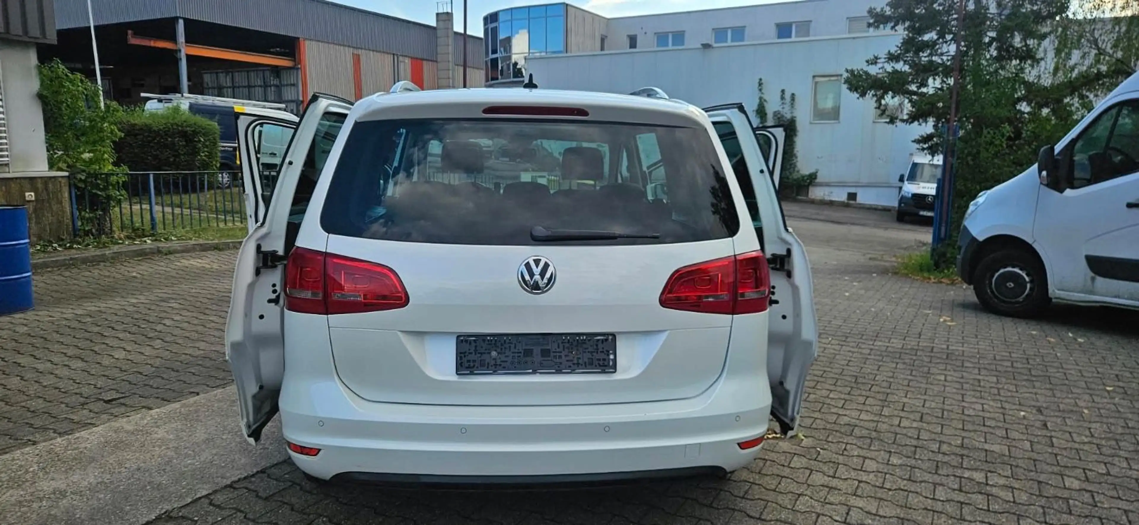Volkswagen Sharan Cup BMT — photo 7
