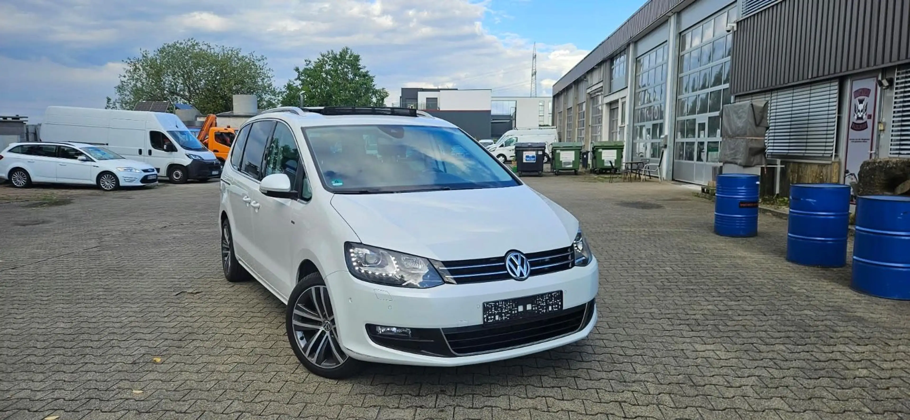 Volkswagen Sharan Cup BMT — photo 3