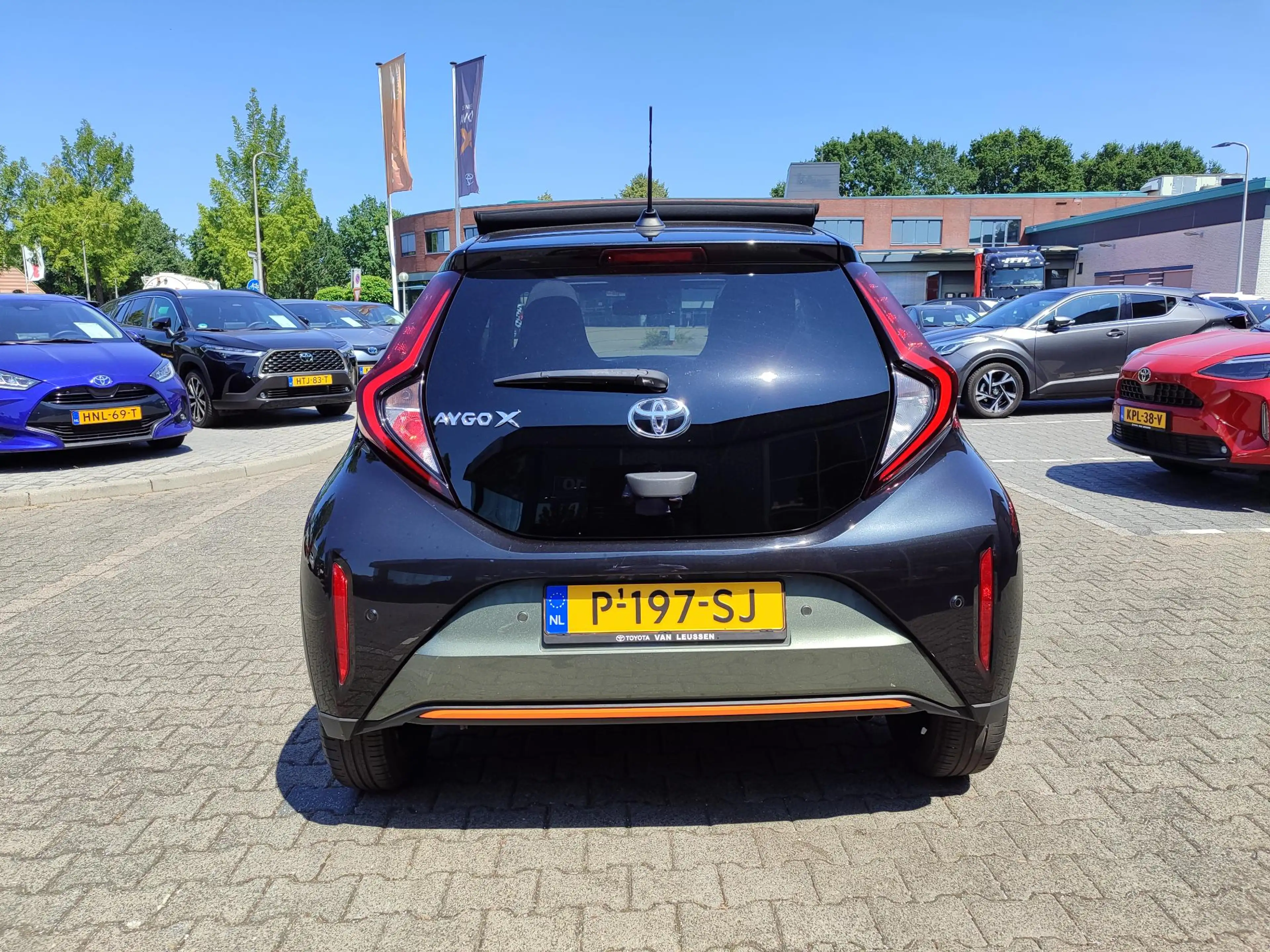 Toyota Aygo X LIMITED AUTOMAAT CABRIO NL-AUTO 18"LM-VELGEN PRIVA — photo 35