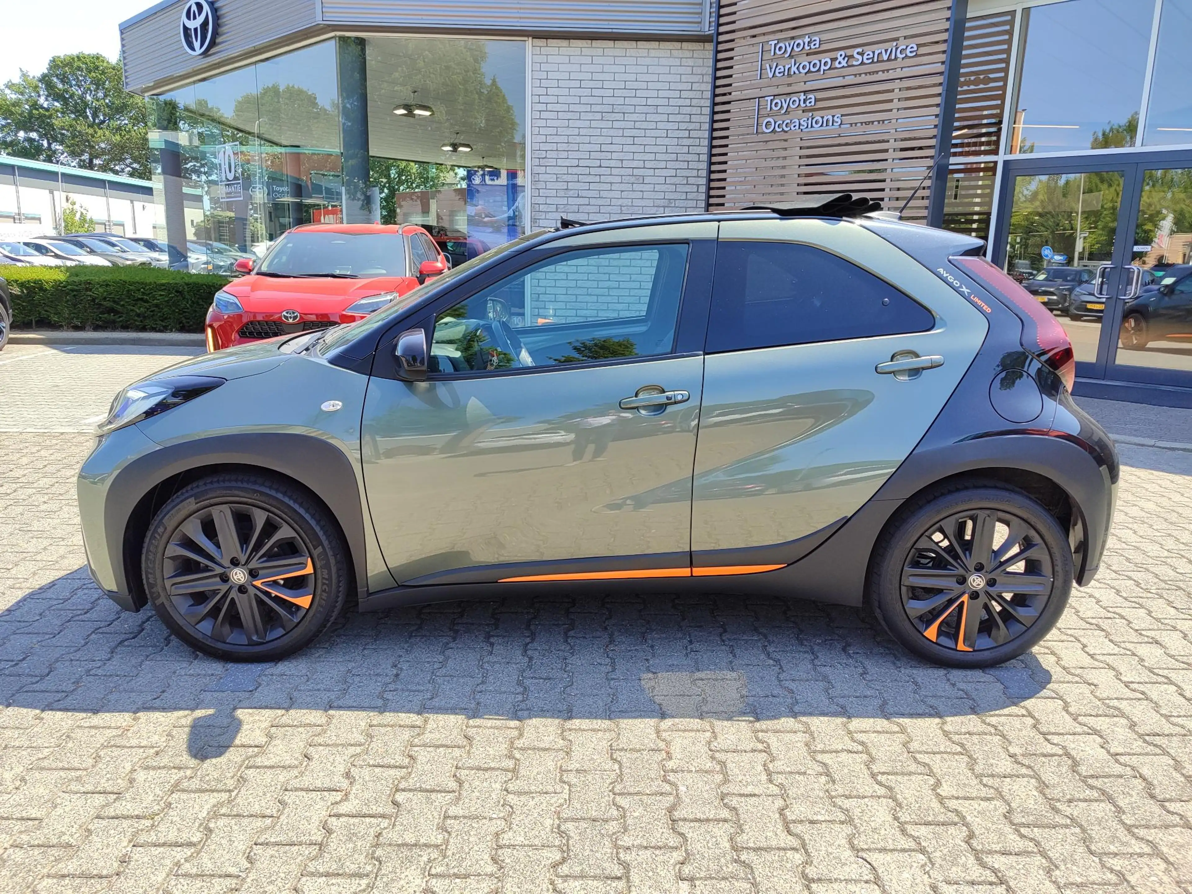 Toyota Aygo X LIMITED AUTOMAAT CABRIO NL-AUTO 18"LM-VELGEN PRIVA — photo 6