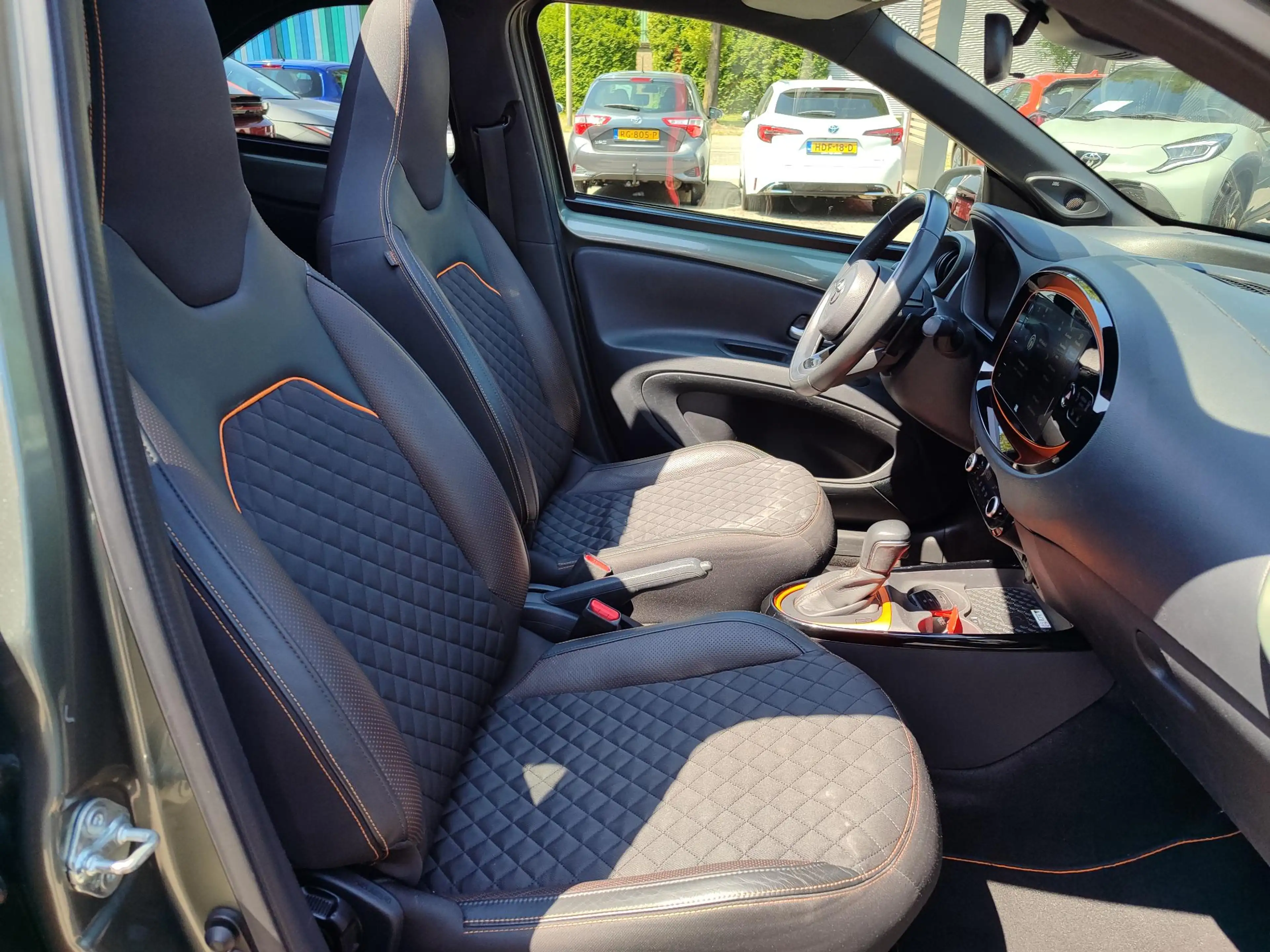 Toyota Aygo X LIMITED AUTOMAAT CABRIO NL-AUTO 18"LM-VELGEN PRIVA — photo 9