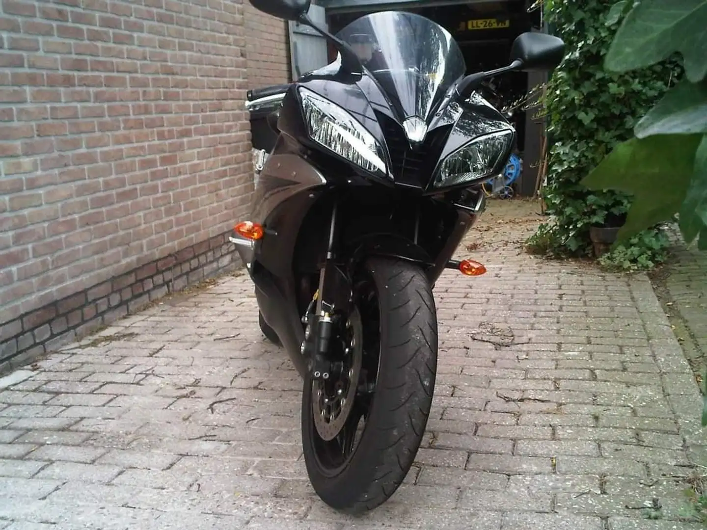 Yamaha YZF-R6 Zwart - 1
