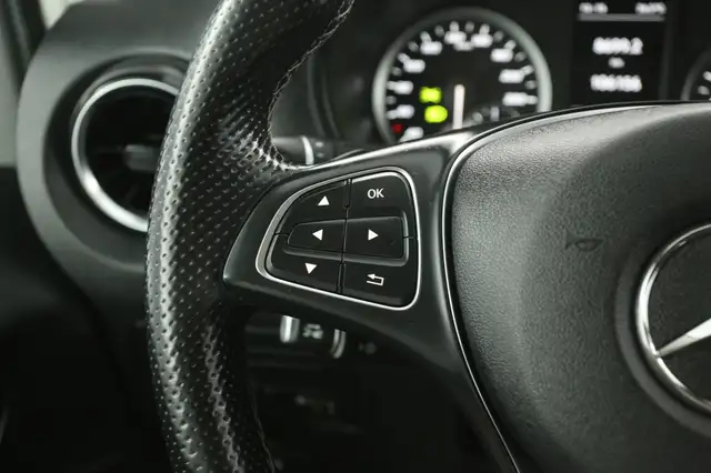 Mercedes-Benz Vito view 14