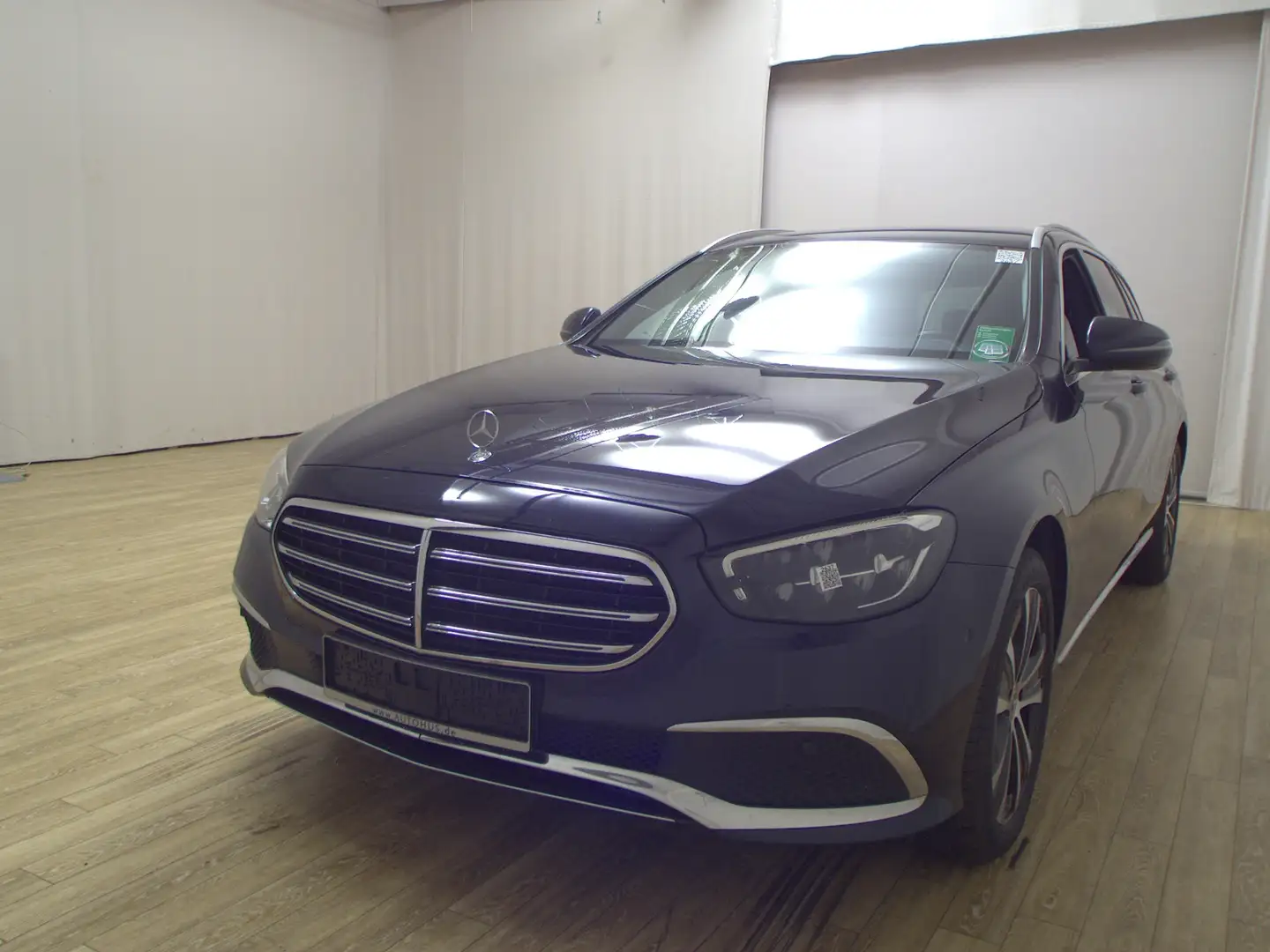 Mercedes-Benz E 220 T d 4M Exclusive T-Leder Navi LED Ahk RfK Blau - 2