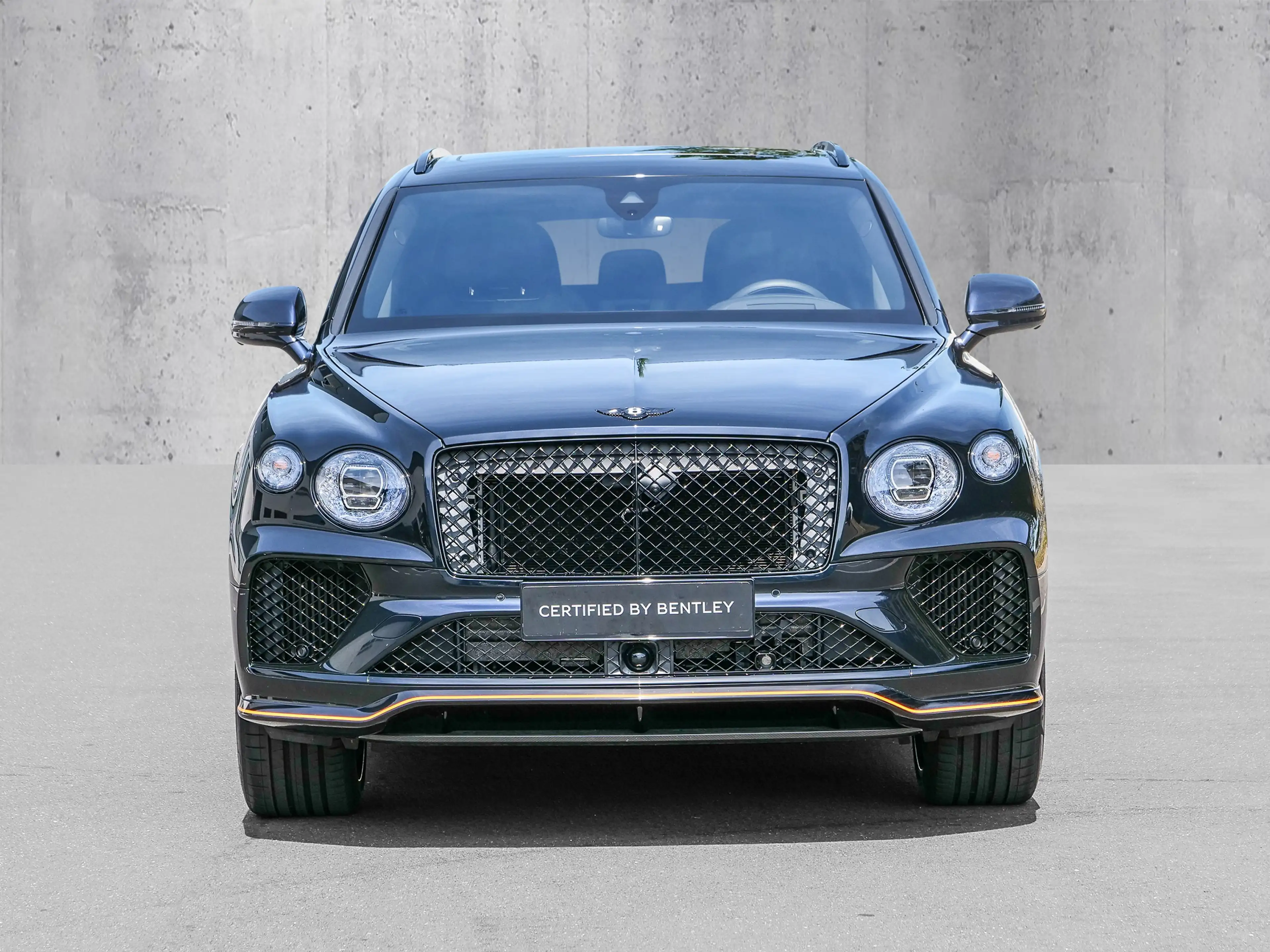 Bentley Bentayga Speed Black Sapphire, Leather, Touring — photo 5