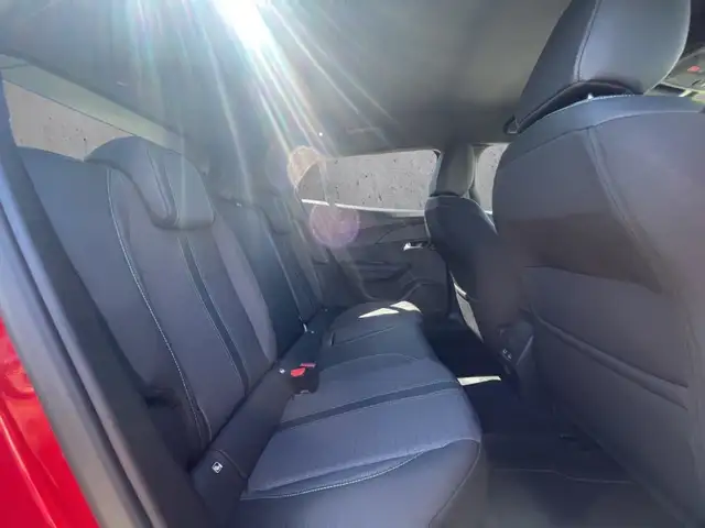Peugeot 2008 view 14