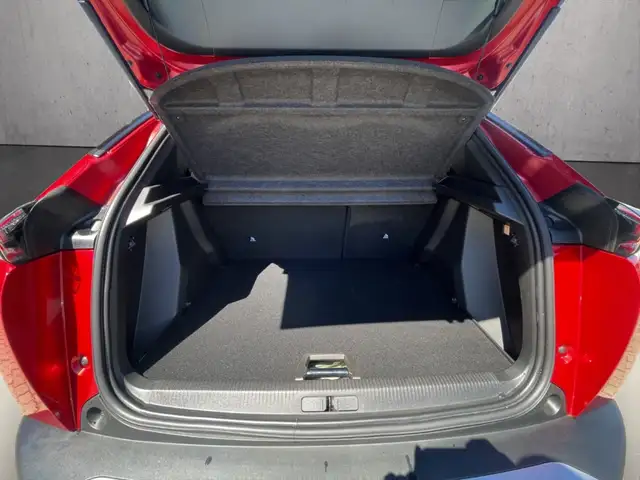 Peugeot 2008 view 7