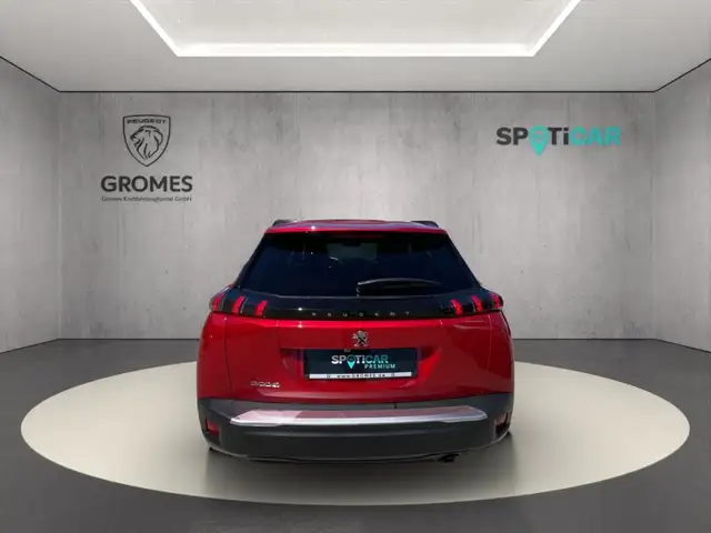 Peugeot 2008 view 4