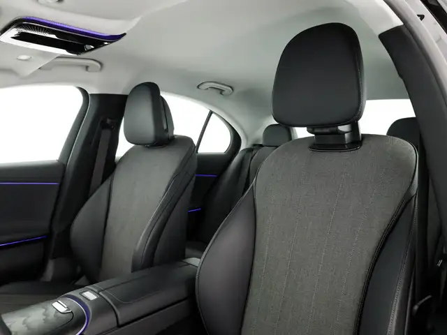 Mercedes-Benz E-Class view 13