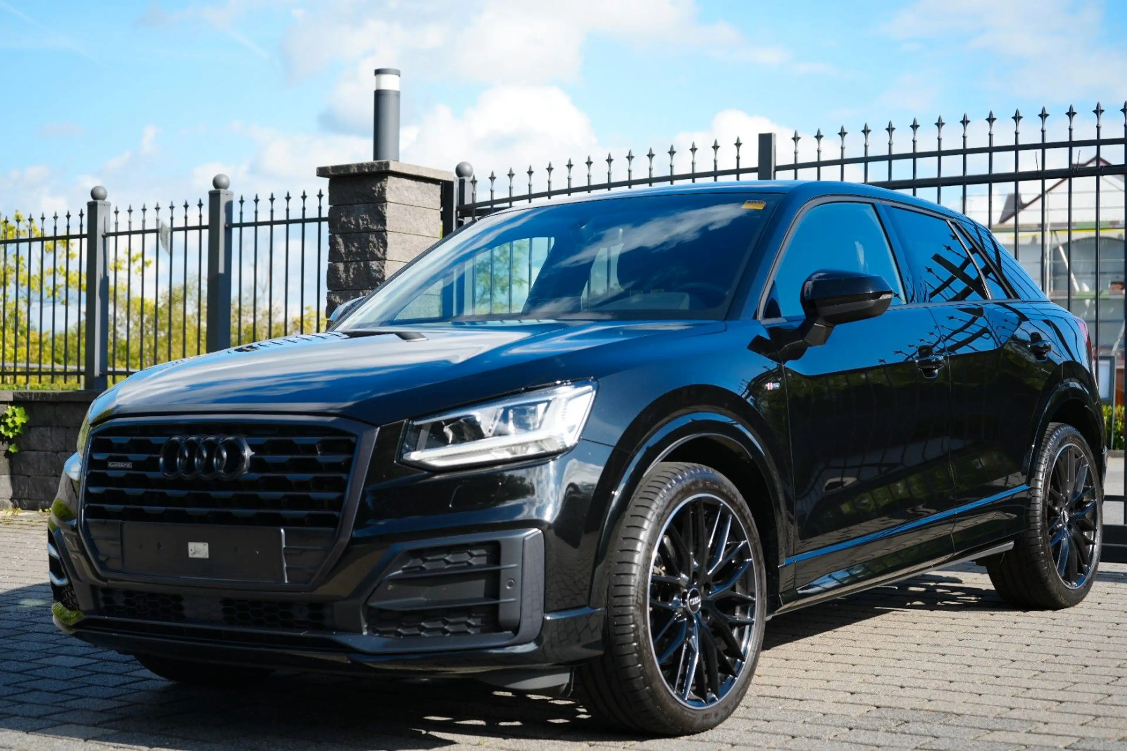 Audi Q2 40 TFSI quattro Aut./1.Hand/3xS-Line/ACC/Kame — photo 3