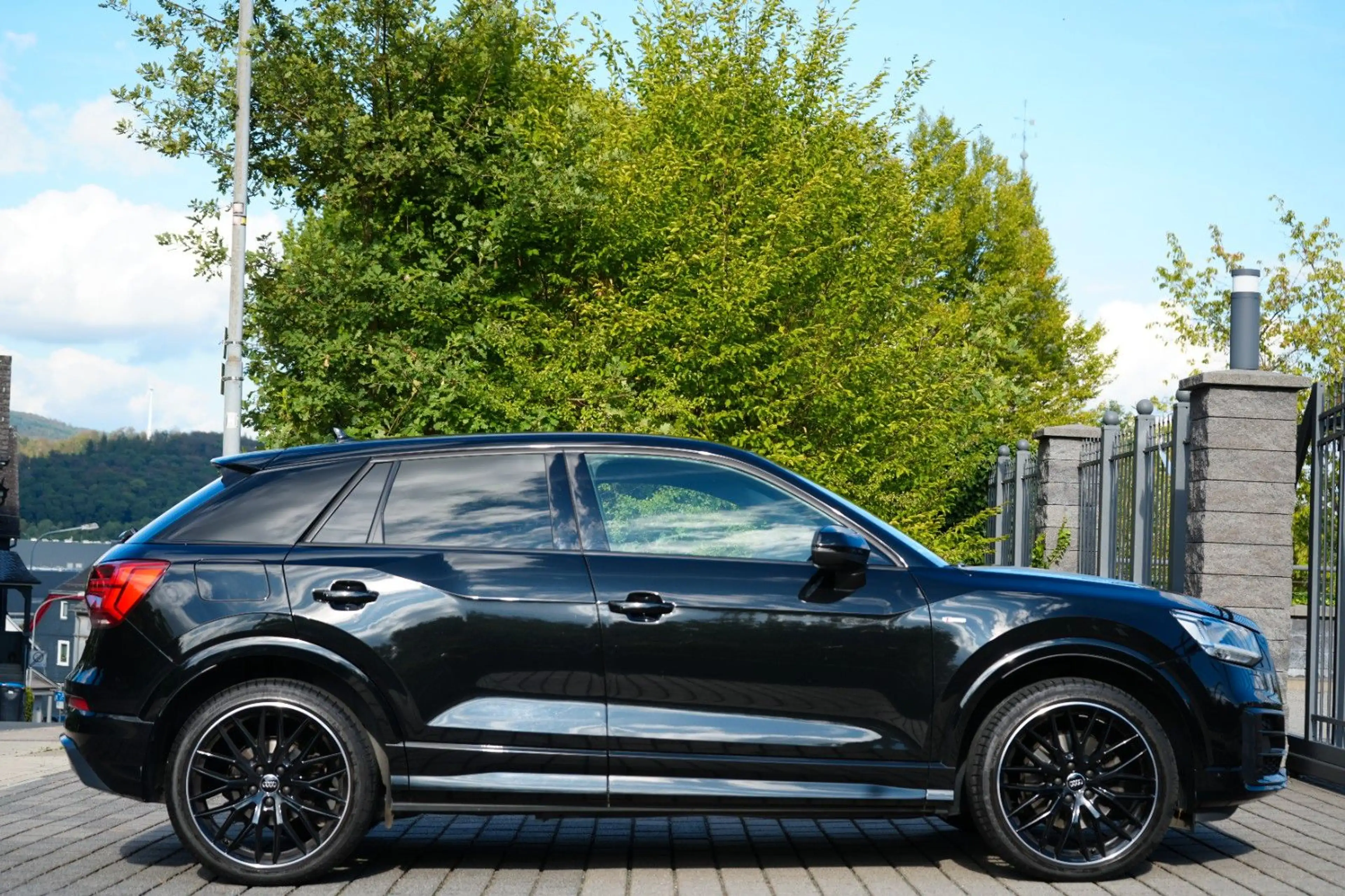 Audi Q2 40 TFSI quattro Aut./1.Hand/3xS-Line/ACC/Kame — photo 8