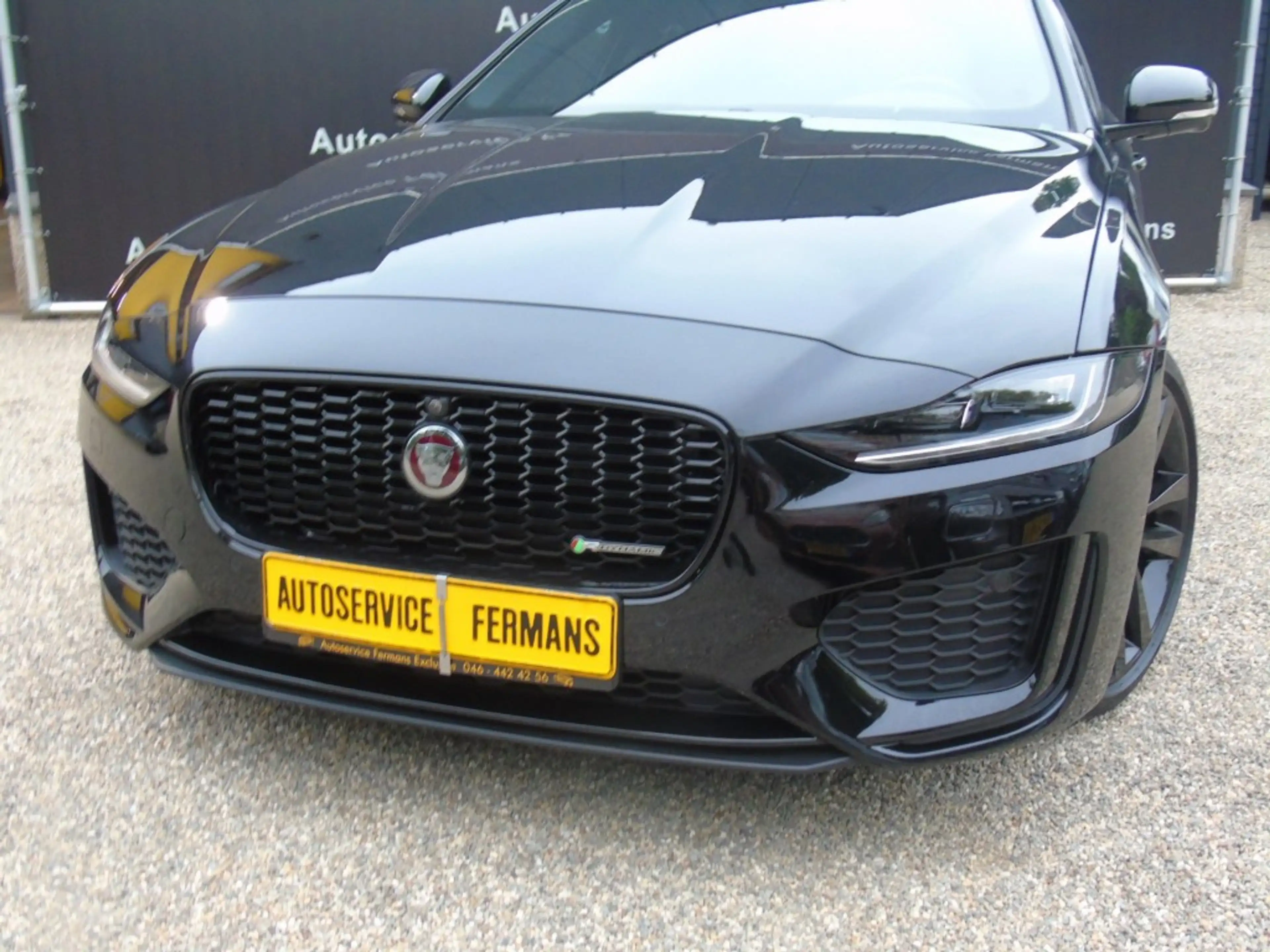 Jaguar XE XE P250 R-Dynamic - 2022 - 31DKM - Panodak - 19 - — photo 12