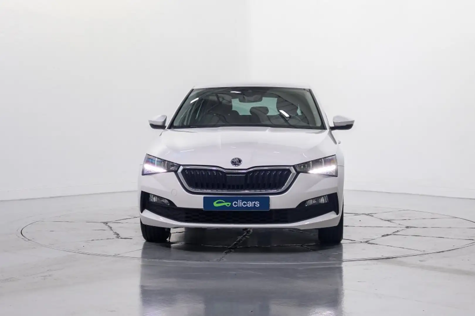 Skoda Scala 1.0 TSI Selection 85kW Weiß - 2